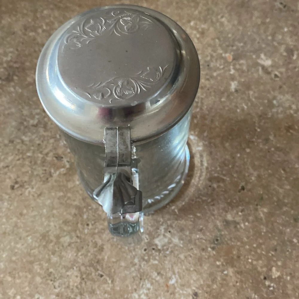 Zinn Beer Stein 95% pewter silver lid. Made in Germany. Hand cut design